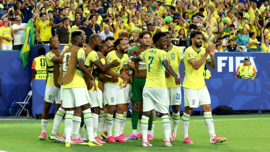 Seleção tem melhor atuação na competição e garante a ponta do Grupo C - Fonte: Divulgação/ FIFA.