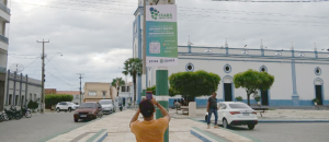 O programa oferece sinal de Wi-Fi gratuito em praças e espaços públicos de grande circulação - Texto e Fotos: Ascom Etice