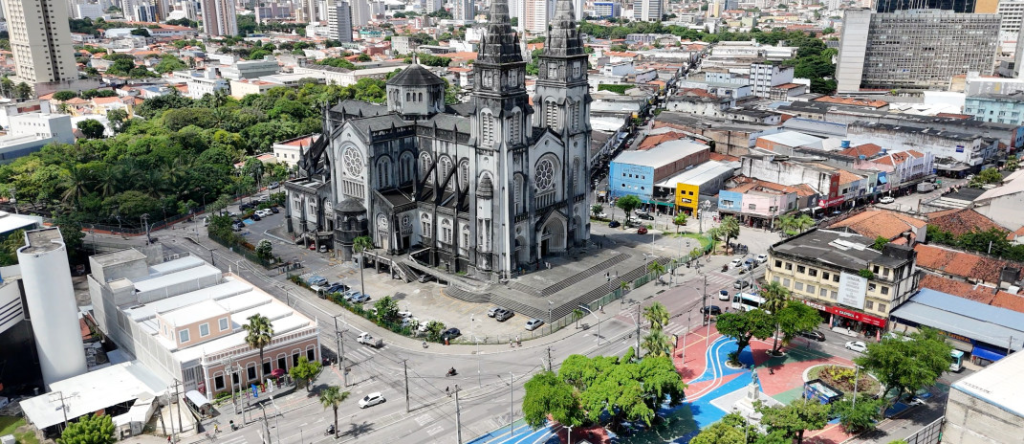 As três novas estações subterrâneas da Linha Leste serão na Praça da Sé, Luiza Távora e Virgílio Távora - Fotos: Erivaldo Vieira - Ascom Seinfra