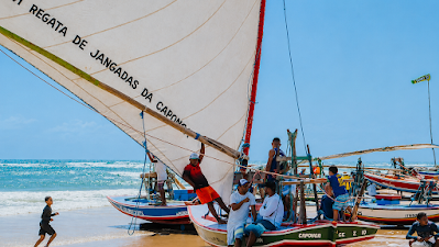 A 28ª Regata de Jangadas da Praia da Caponga será realizada nos dias 31 de julho, 1º e 2 de agosto - Foto: Divulgaçãor