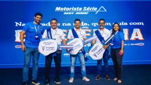 Vanderley Farias Braga (D), de Fortaleza, ficou em 2º lugar - Foto: Divulgação